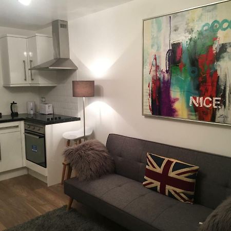 Noel Baker Court Apartment Лондон Екстериор снимка