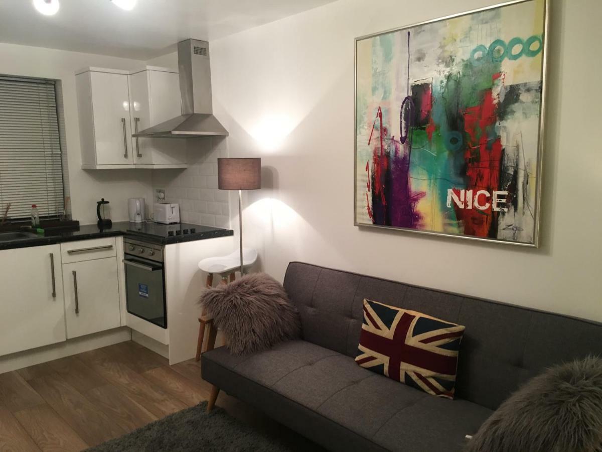 Noel Baker Court Apartment Лондон Екстериор снимка